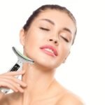 ⁦Facial And Neck Massager, 7 Modes, Rechargeable USB, Face Massage Care Tool, Perfect Gifts for Women Gift for Mom On Mother's Day⁩ - الصورة ⁦8⁩